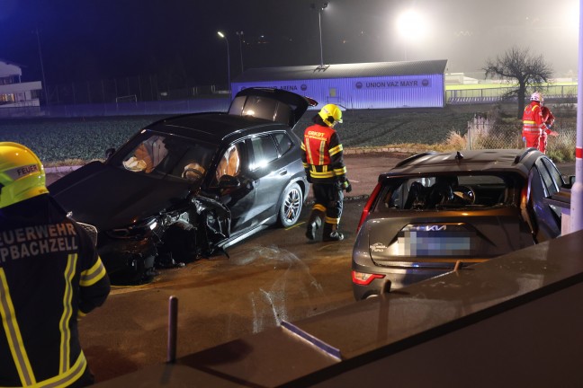 Streifkollision: Vier Verletzte bei Crash zwischen zwei PKW in Sipbachzell