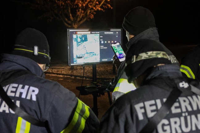 Erfolgreiche Suchaktion: F�nf Feuerwehren bei Suche nach abg�ngiger Person in Gmunden im Einsatz