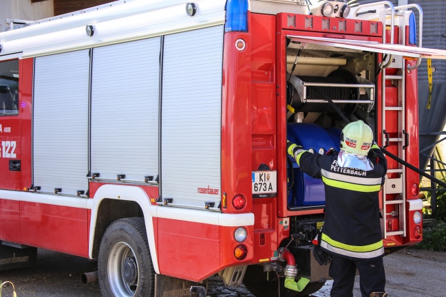 Person auf Bauernhof in Pettenbach in Jauchegrube gestrzt