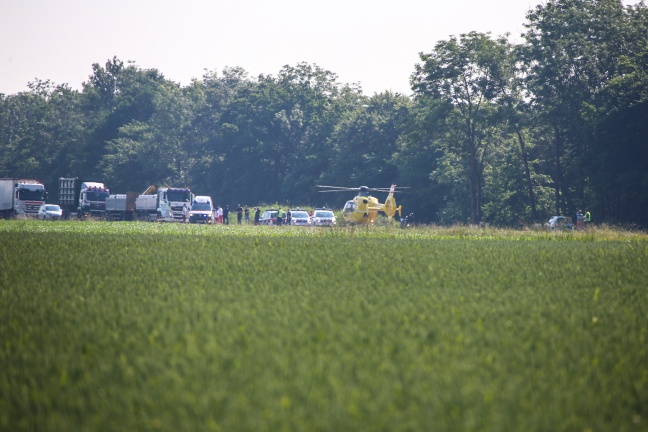 Schwerer Verkehrsunfall mit Motorrad bei Neukirchen bei Lambach