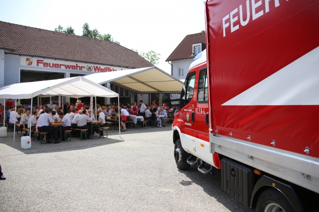 Frühschoppen mit Fahrzeugsegnung bei der Feuerwehr Weißkirchen an der Traun