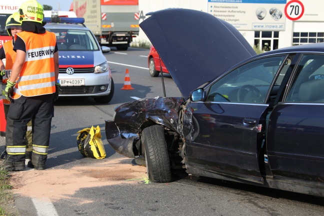 Verkehrsunfall im Abendverkehr auf der Wiener Straße in Marchtrenk
