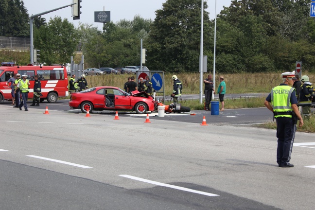 Tödlicher Crash mit Motorrad auf der Gmundener Straße in Laakirchen