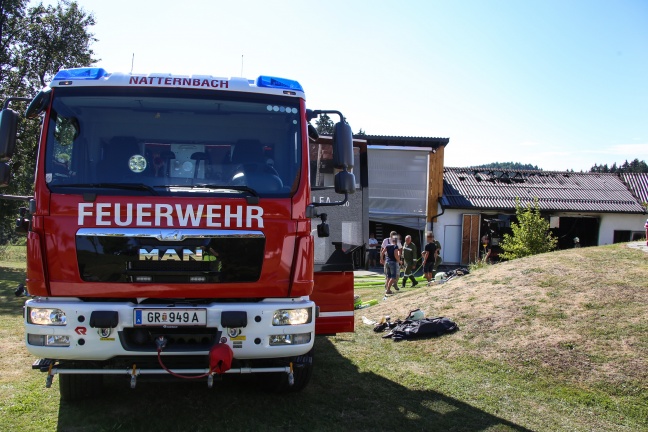 Brand eines Nebengebäudes in Natternbach rasch unter Kontrolle gebracht