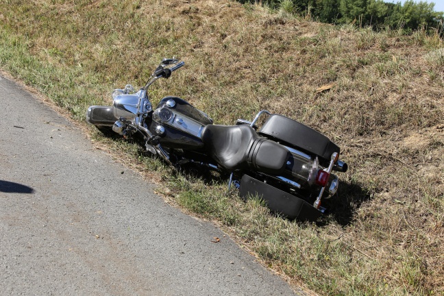 Motorradlenker bei Unfall auf der Wallerner Straße verletzt