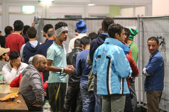 Im Flüchtlingsnotquartier in Wels werden erneut rund 350 Personen versorgt