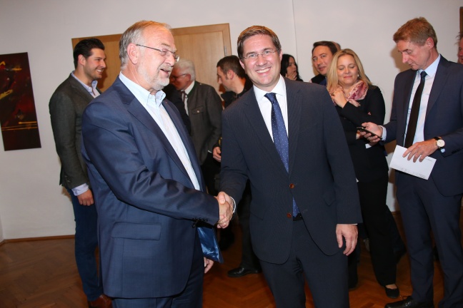 Klarer Sieg für Andreas Rabl (FPÖ) als neues Welser Stadtoberhaupt