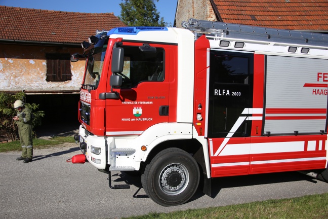 Einsatz der Feuerwehr in Haag am Hausruck wegen überhitzter Hackschnitzel