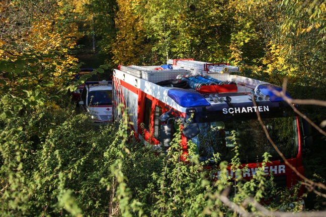 Mit Auto in Teich gestürzt: Lenker verstarb noch am Einsatzort