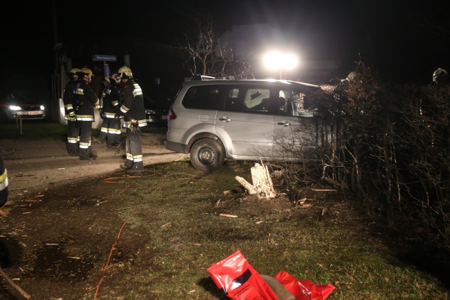 Schwerer Verkehrsunfall auf der Kremsmnsterer Strae in Pettenbach