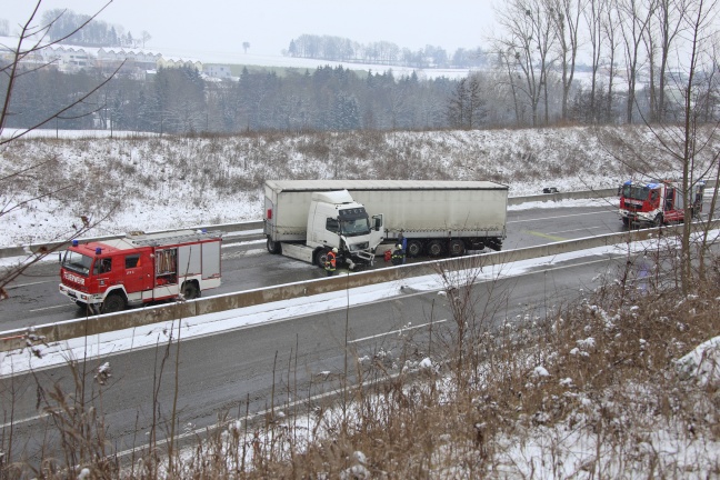 Schwerer LKW-Unfall auf der Innkreisautobahn in Steinhaus