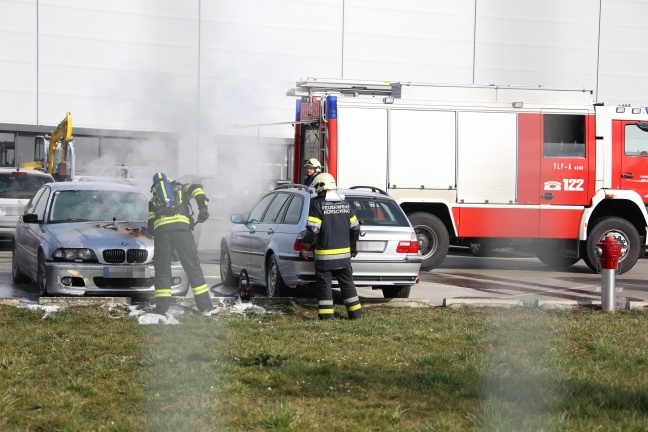 Während Einsatz nach Staubexplosion wurde Feuerwehr zu PKW-Brand gerufen