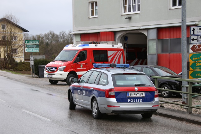 Verkehrsunfall im Kreuzungsbereich in Steinerkirchen an der Traun