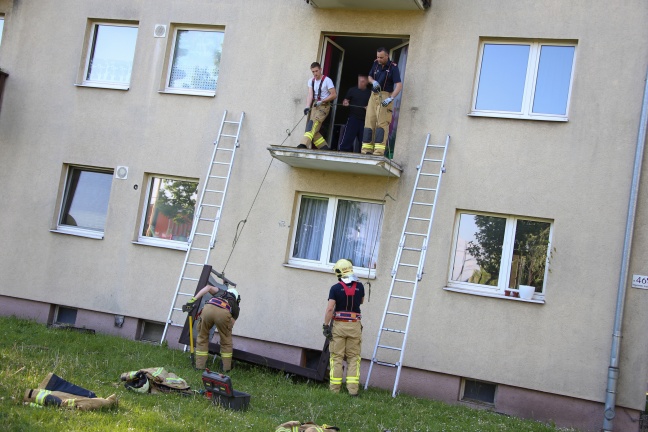 Balkongeländer eines Mehrparteienwohnhauses in Linz-Bindermichl-Keferfeld gab nach