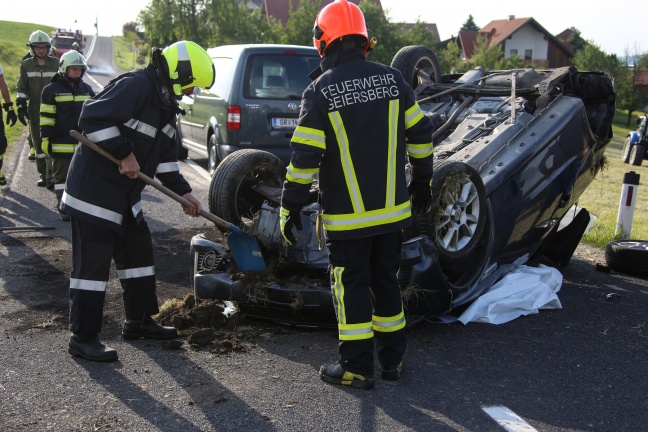 Tödlicher Verkehrsunfall auf der Pramer Straße in Geiersberg