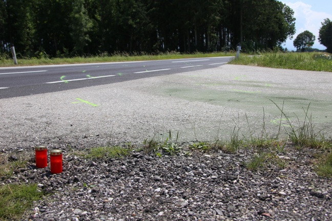 Motorradfahrer bei einer Kollision mit Traktor in Wolfern tdlich verunglckt