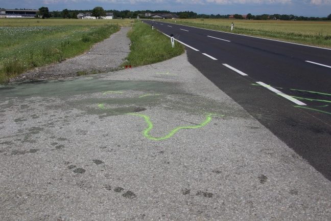 Motorradfahrer bei einer Kollision mit Traktor in Wolfern tdlich verunglckt