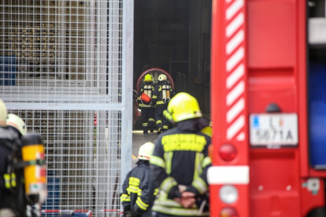 Sieben Feuerwehren bei Brand in Kirchdorf an der Krems im Einsatz