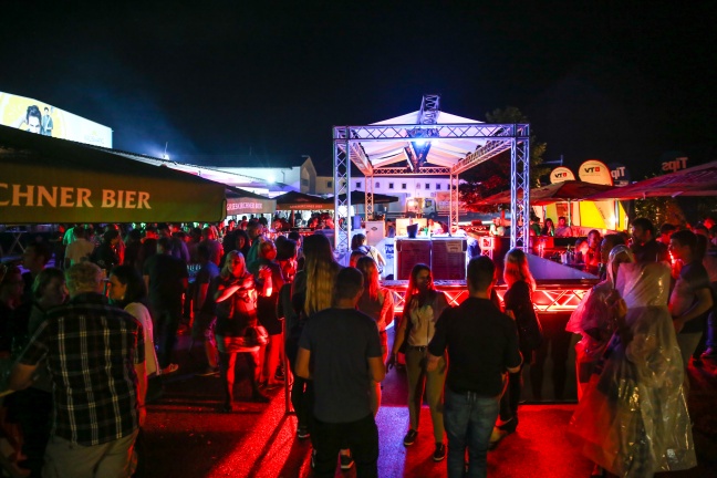 "Beef & Sound Festival" mit DJane Tanja Roxx und DJ Mike OSullivan in Grieskirchen