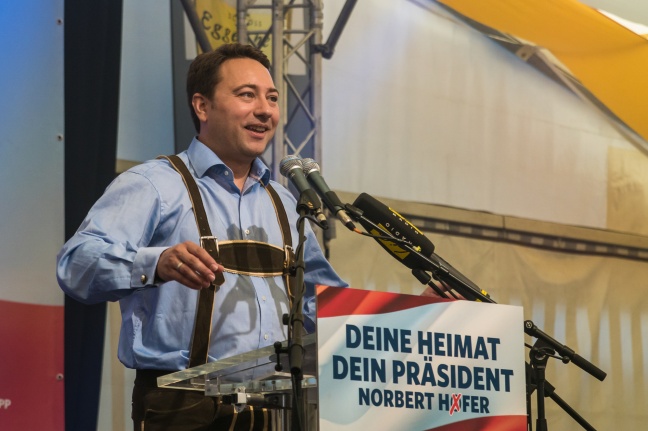 Wahlauftakt der FP mit Bundesprsidentschaftskandidat Norbert Hofer am Welser Volksfest