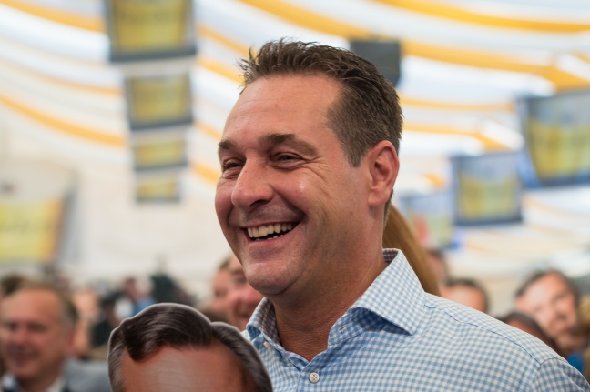 Wahlauftakt der FP mit Bundesprsidentschaftskandidat Norbert Hofer am Welser Volksfest
