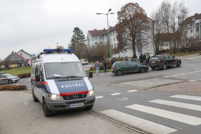Handfester Streit nach Crash im Kreisverkehr in Wels-Vogelweide