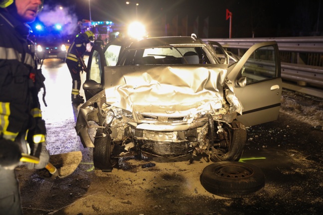 Jugendlicher stirbt bei schwerem Verkehrsunfall in Ansfelden