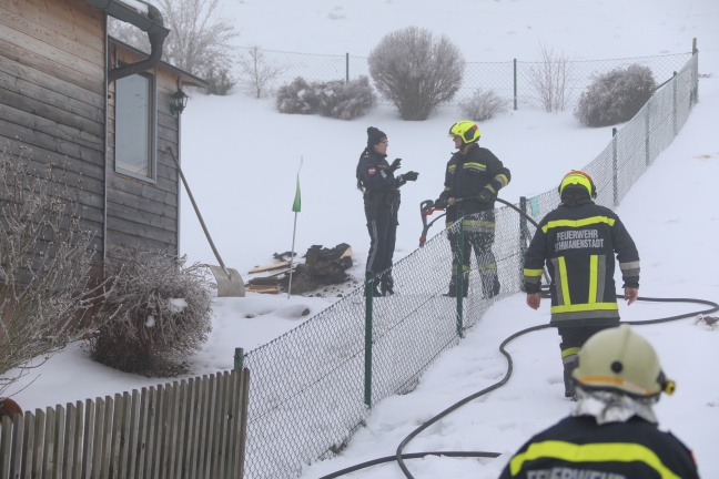 Brand in einem Haus in Oberndorf bei Schwanenstadt fordert zwei Verletzte