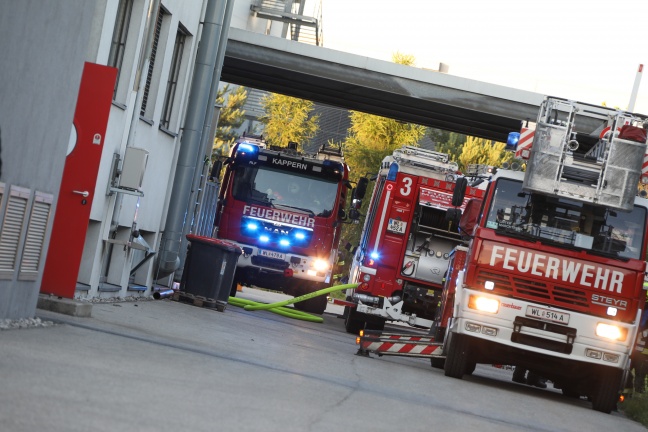 Explosion in Industriebetrieb in Marchtrenk sorgt fr Einsatz der Feuerwehr