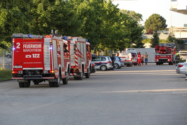 Explosion in Industriebetrieb in Marchtrenk sorgt fr Einsatz der Feuerwehr