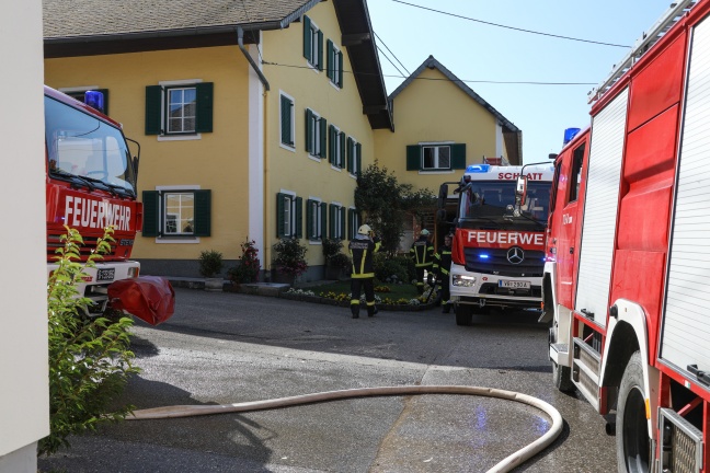 Drei Feuerwehren bei Zimmerbrand in Schlatt im Einsatz