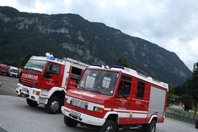 Drei Feuerwehren sowie Hubschrauber bei Waldbrand in Spital am Pyhrn im Einsatz