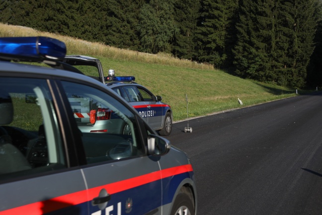 Radfahrer bei Verkehrsunfall in Eschenau im Hausruckkreis tödlich verletzt