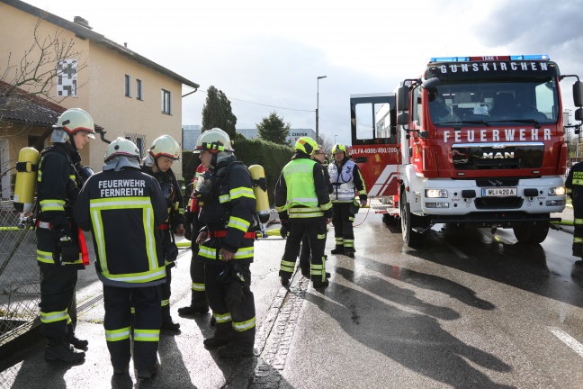 Dachstuhlbrand in Gunskirchen fordert die Feuerwehren