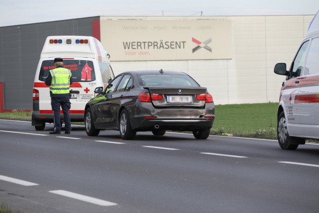 Sieben Verletzte bei Verkehrsunfall mit drei Fahrzeugen in Marchtrenk