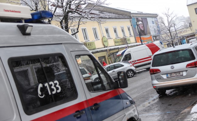 Fugngerin in Wels-Neustadt von PKW erfasst und leicht verletzt