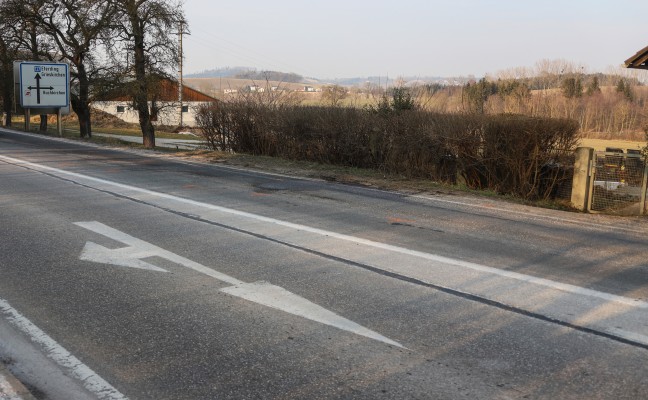 Auffahrunfall auf der Innviertler Strae in Krenglbach fordert zwei Leichtverletzte