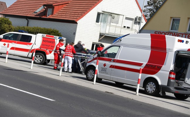 Mopedunfall in Wels-Pernau fordert eine Leichtverletzte