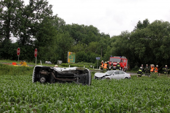 Verkehrsunfall im Kreuzungsbereich in Buchkirchen forderte vier Verletzte