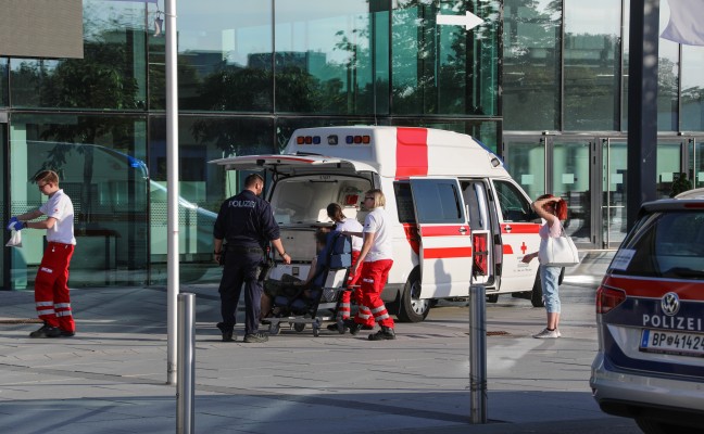 Messerattacke auf jungen Mann im Welser Messegelände