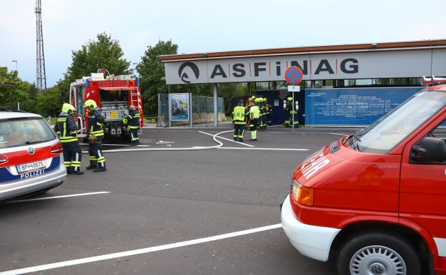 Brand im WC-Gebude am Autobahnrastplatz in Allhaming