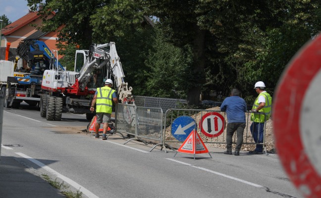 Gasleitung bei Bauarbeiten in Wels-Puchberg beschädigt