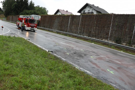Tödlicher Verkehrsunfall auf Scharnsteiner Straße in Gmunden