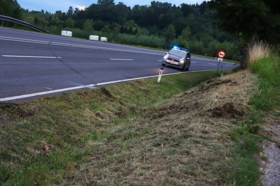 Auto bei Unfall auf Innviertler Straße in Schlüßlberg überschlagen