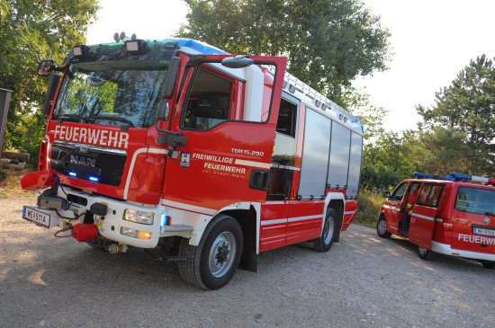 Brand eines Tisches in Hundefreilaufzone in Wels-Vogelweide