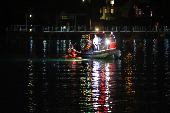 Suchaktion samt Taucheinsatz wegen abgngigem Schwimmer im Attersee