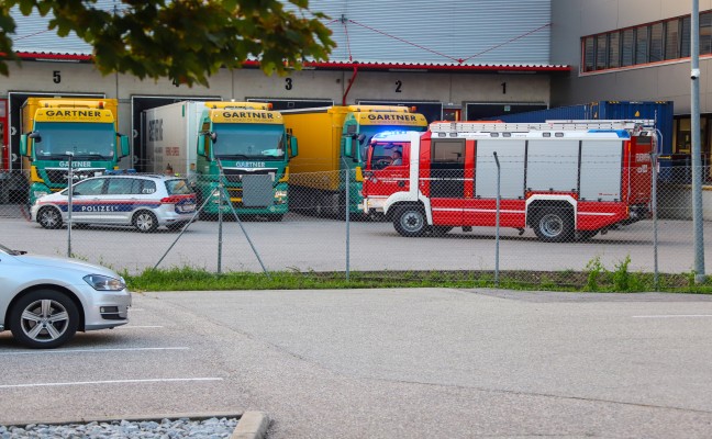 Kleinbrand in einem Verteilerschrank eines Unternehmens in Wels-Puchberg