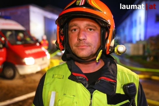 Jrgen Sturm, Einsatzleiter der Feuerwehr Laakirchen