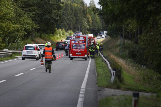 Kollision zwischen zwei Autos auf der Voralpenstrae in Sierning