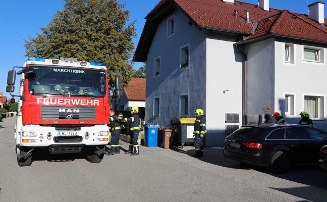 Feuerwehr nach gemeldetem Gasgeruch in Marchtrenk im Einsatz